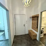 Vienna Apartment Gutarra II